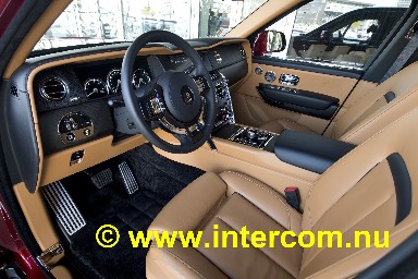 303 Rolls Royce Cullinan in Copenhagen_85M8426_85M8320 2018-09-28 13-54-22 (A,Radius8,Smoothing4)_3763